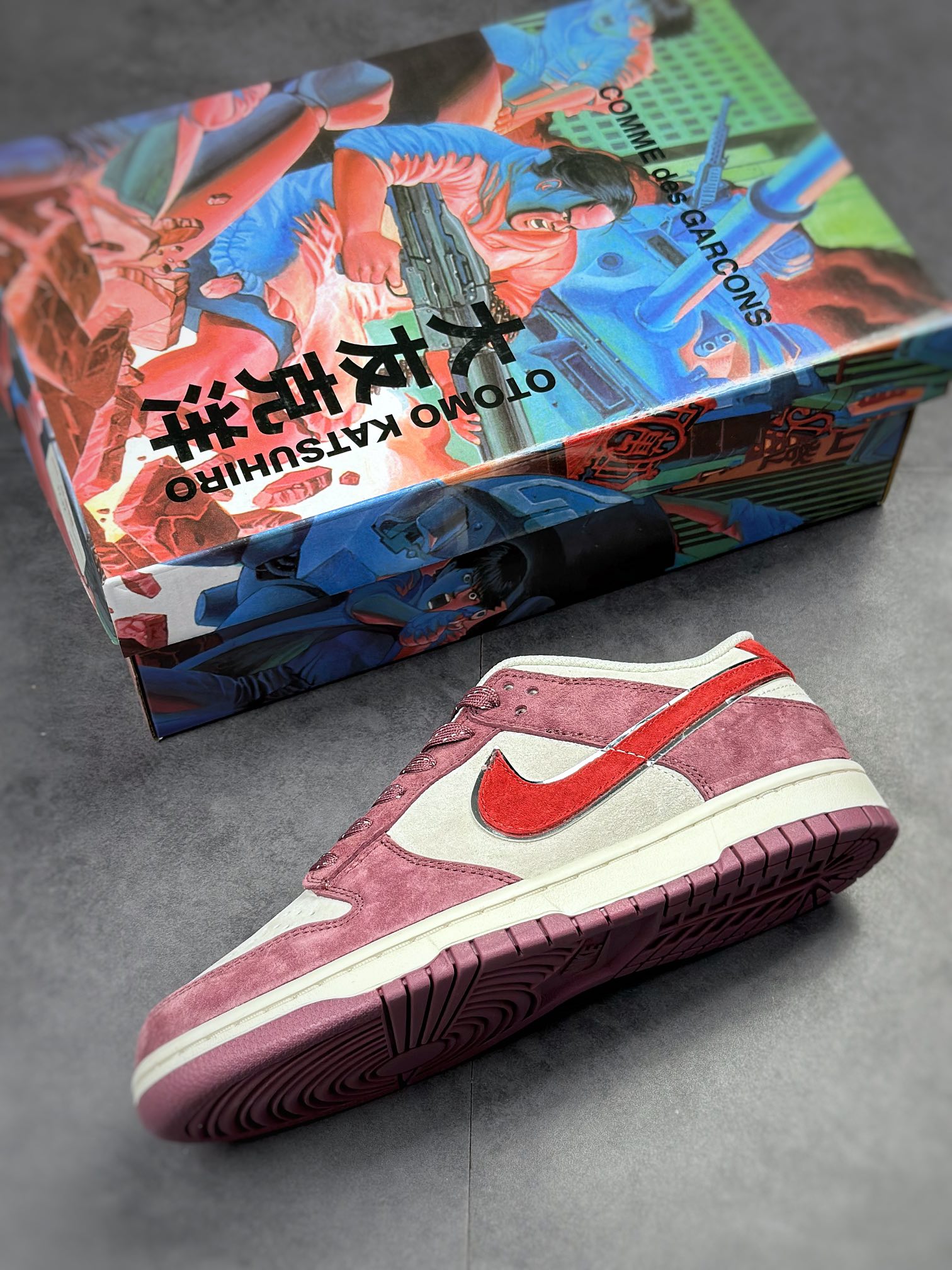 Otomo Katsuhiro x Nike SB Dunk Low ”Steamboy OST” Katsuhiro Otomo DA8863-082