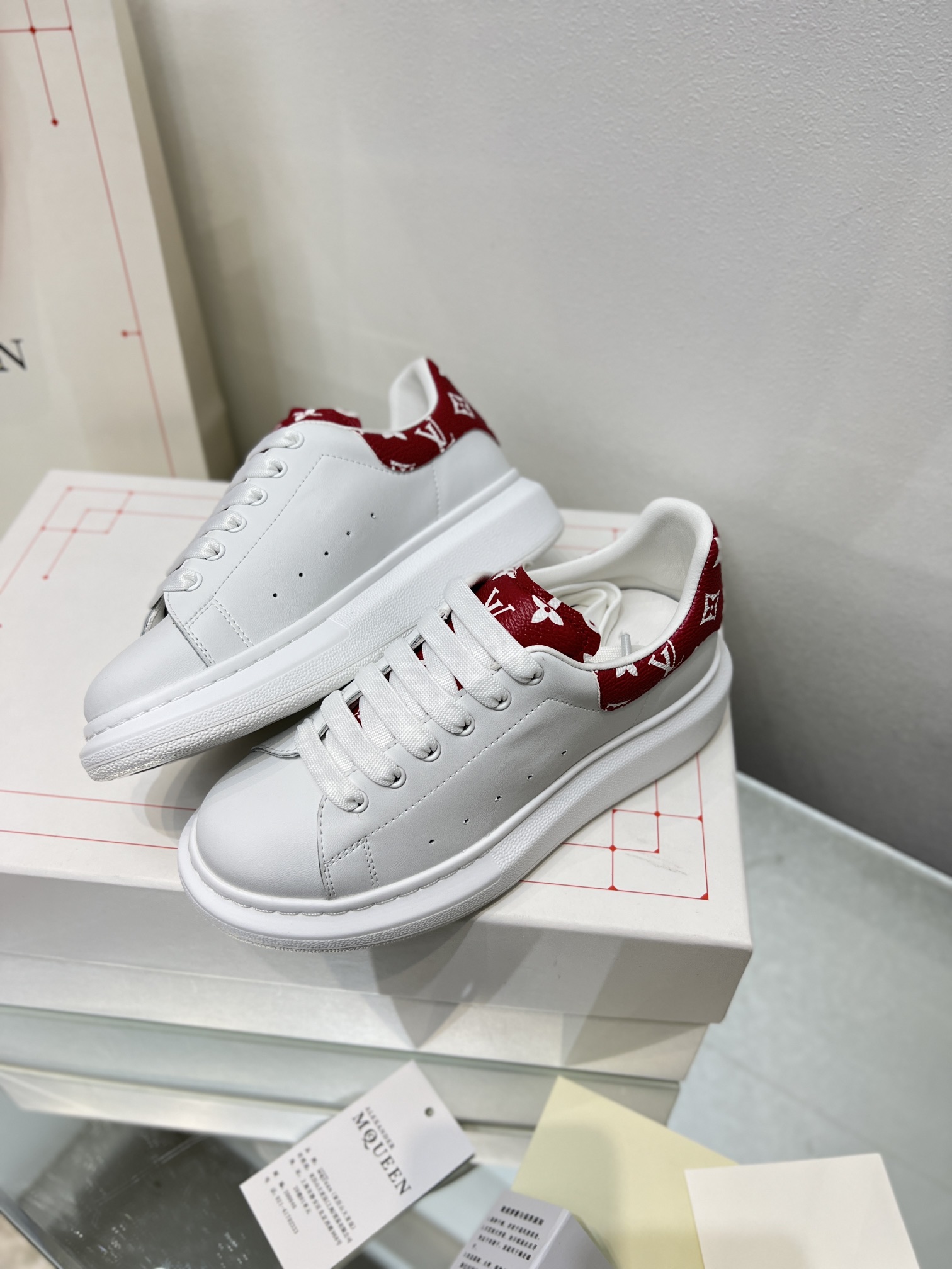 McQueen Childrens shoots Alexander McQueen kids Size: 26-35. Booked to 25. 。 - 图片 5
