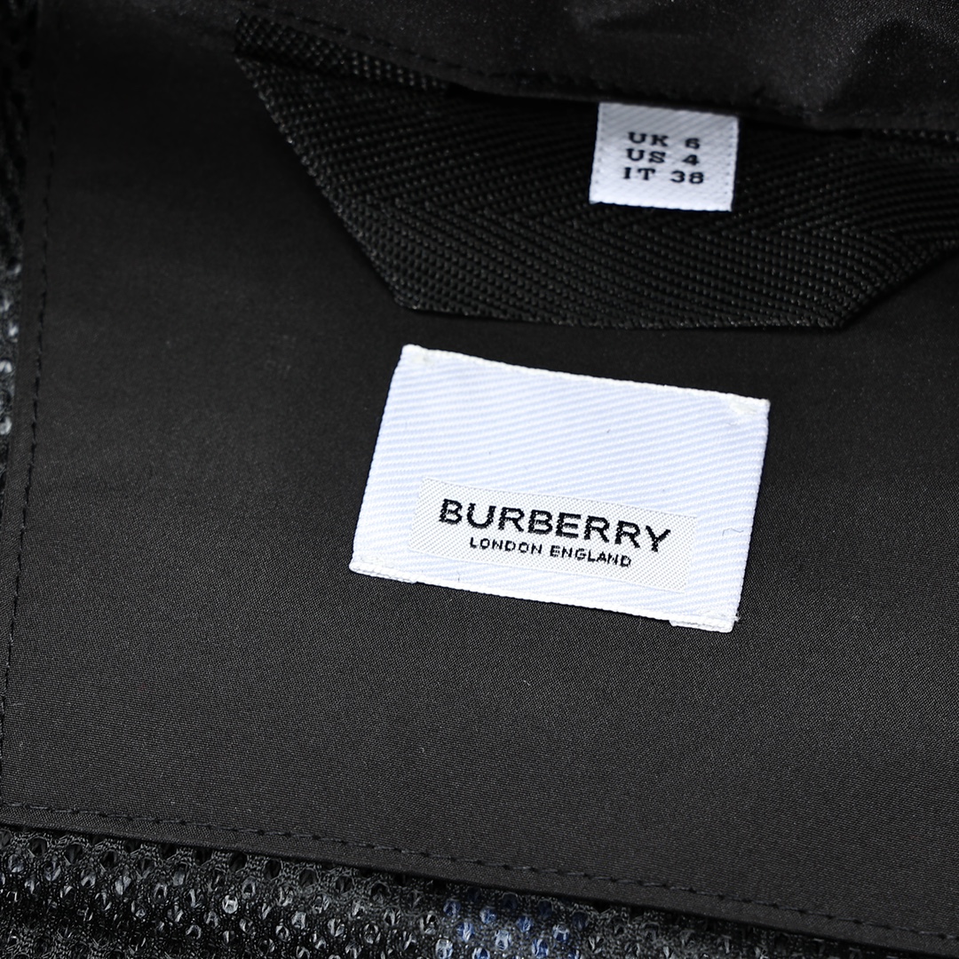 550 Burberry/巴宝莉大号格纹毛绒连帽外套