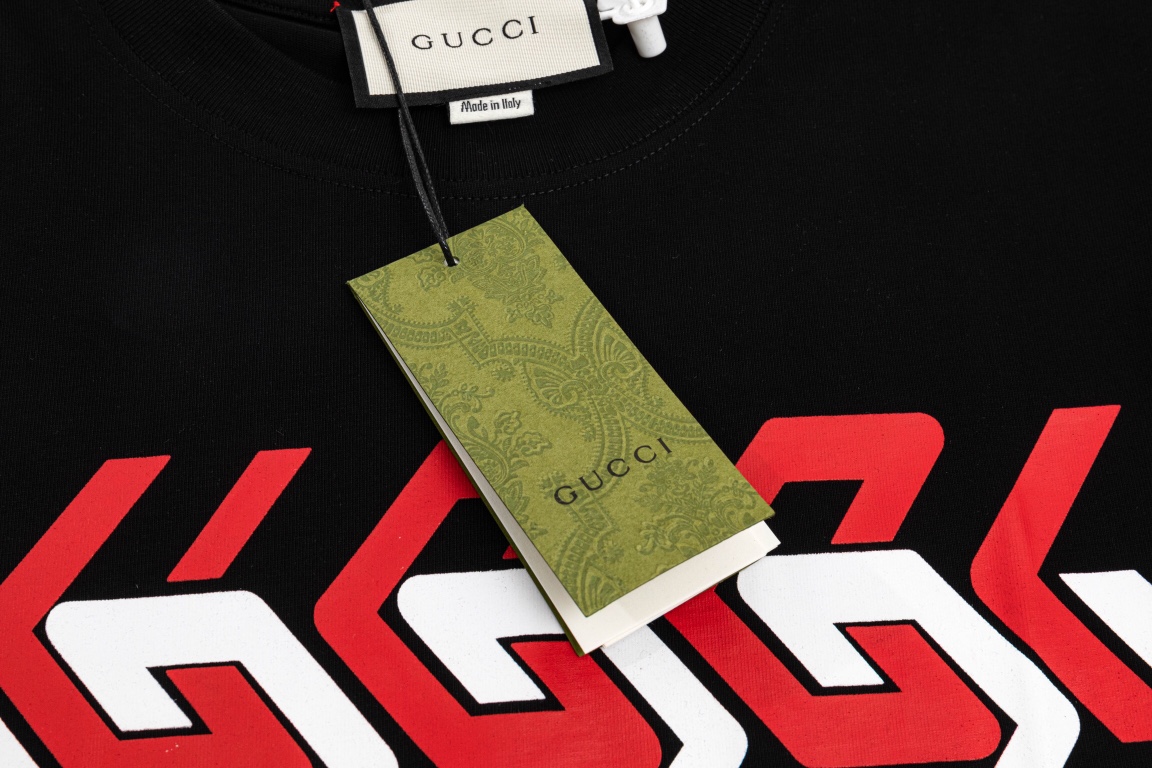 Gucci 古驰 Gucci标识不断推陈出新23608