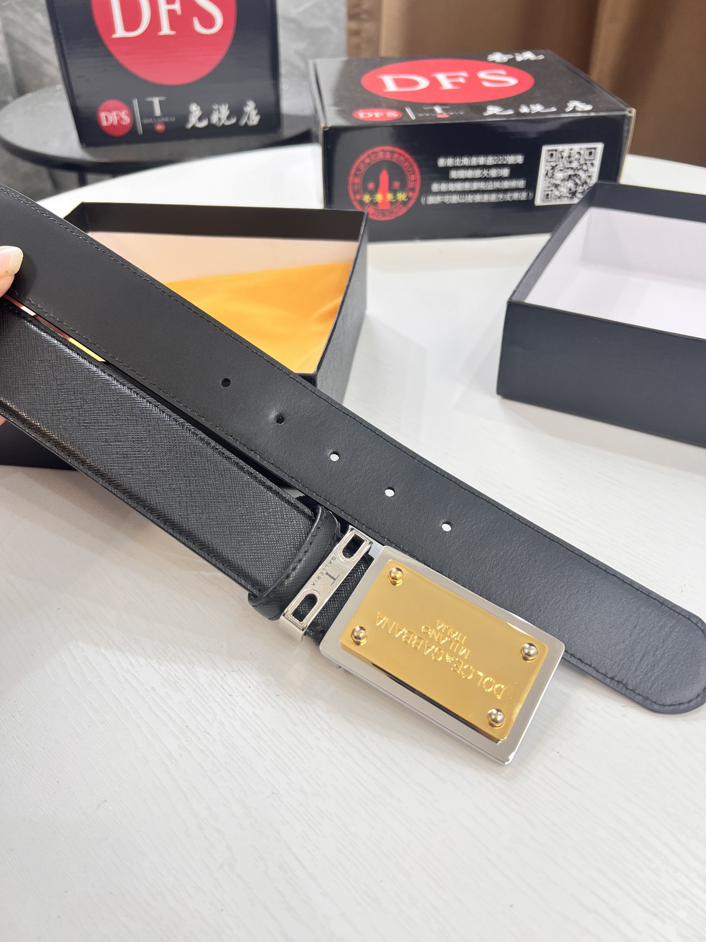 D&G原厂皮带 香港免税T礼盒 NXP吊牌感应 3 8cm