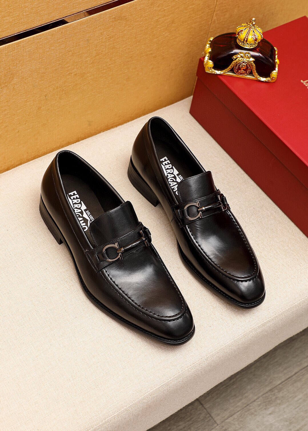 Product: Ferragamoo "Ferragamo" business leather shoes, regular size 38-44 (customized at 