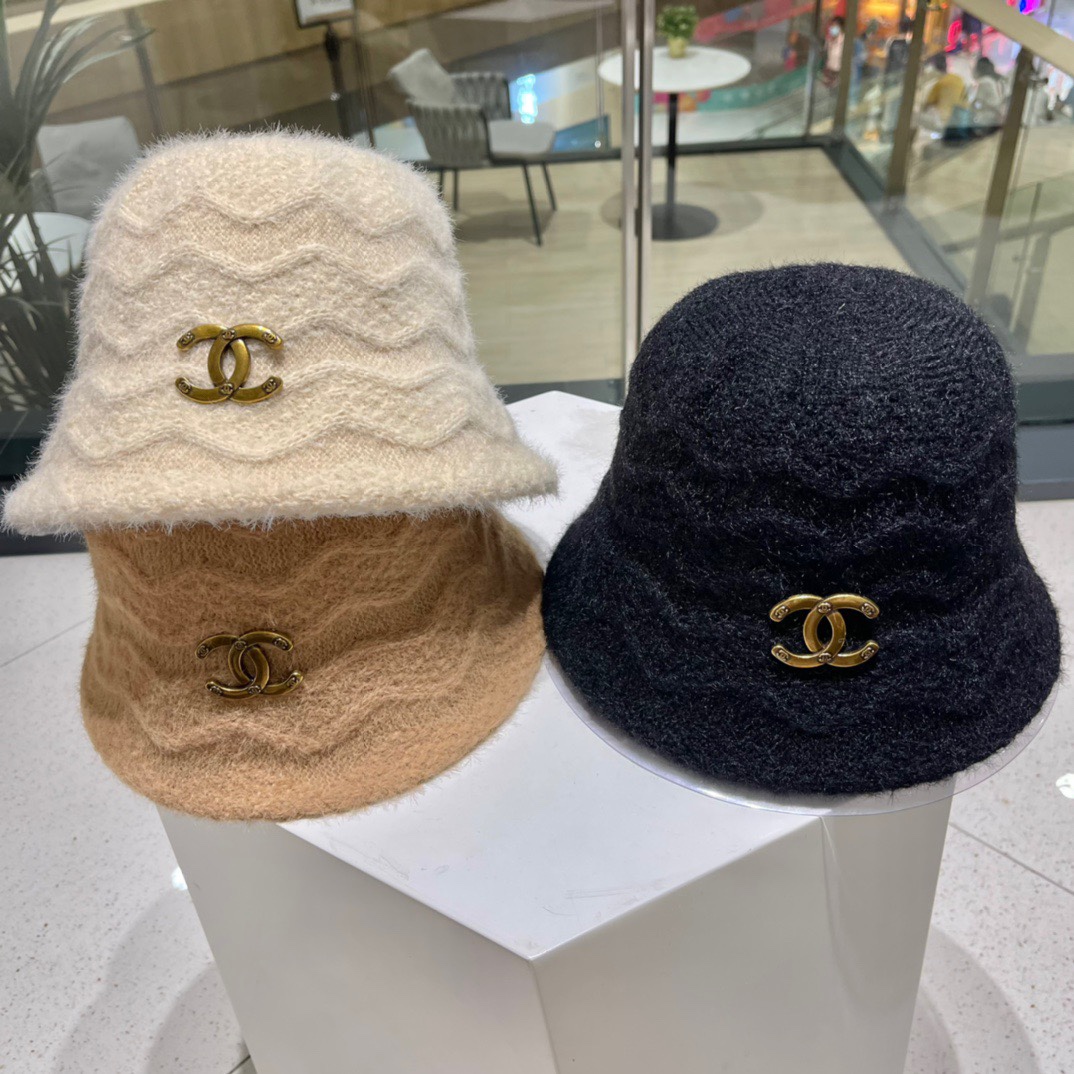 Chanel Hats Bucket Hat Black White Fall/Winter Collection