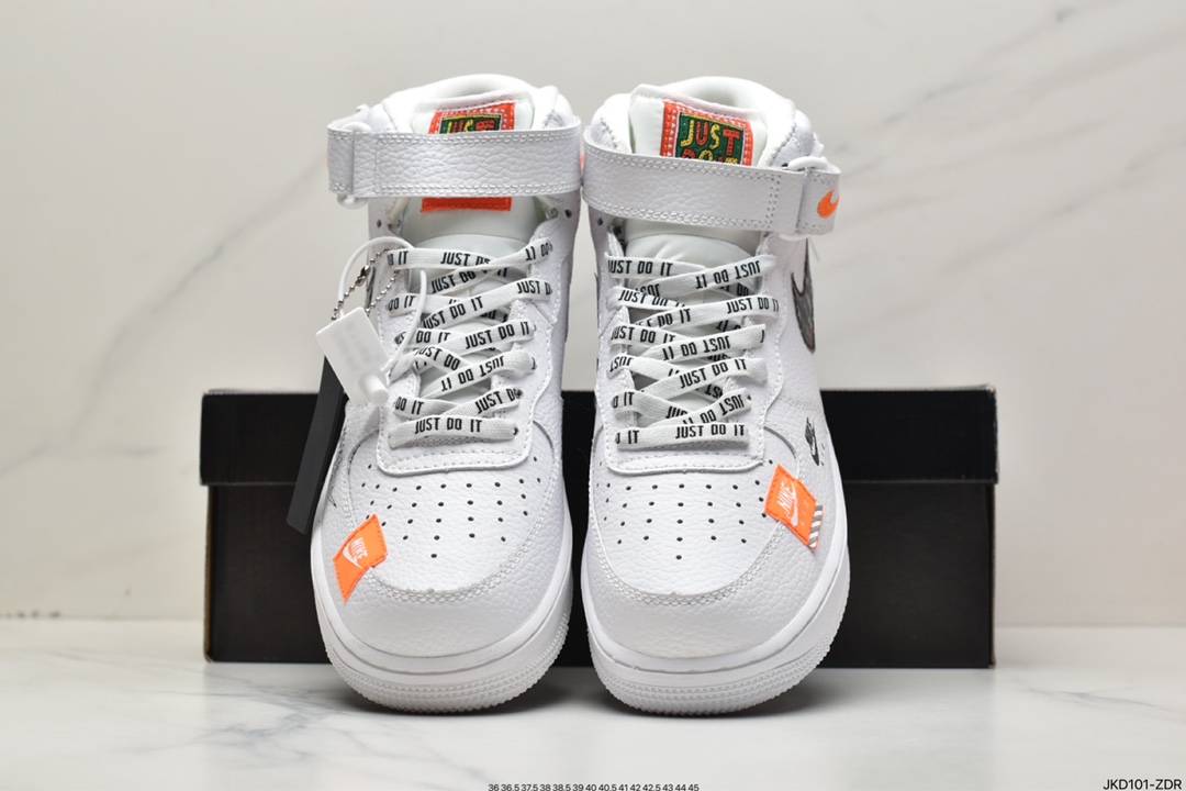 160 头三层方联名 Nike Air Force 1 Mid 耐克空军一中号帮系列 BQ6474-100