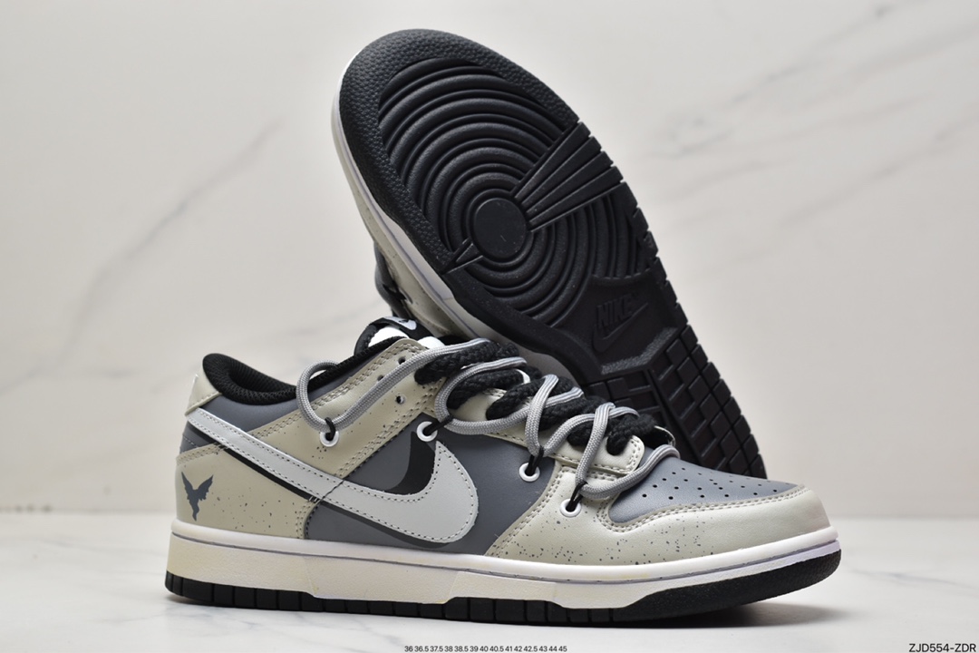 Nike SB Zoom Dunk Low Sneakers Black and White Panda DD1391-100