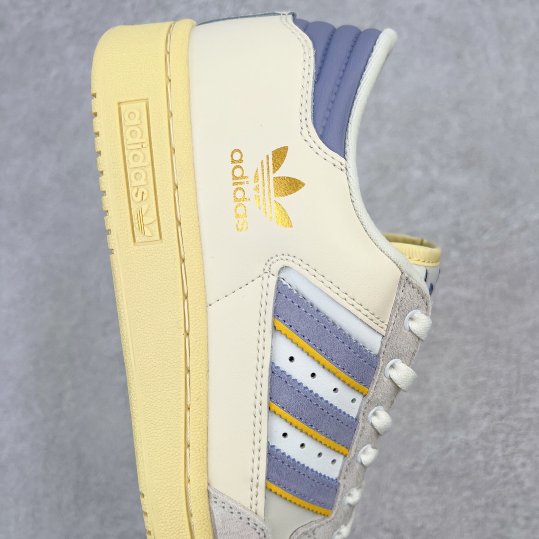 图片[6]-＃特价福利 AD Originals Centennial 85 Low 世纪百年系列低帮复古系带百搭休闲运动板鞋 随着复古风格的流行 不少经典鞋款都以别致的配色和材质重新登场 Originals 也为诞生于80年代 横跨多领域的复古篮球鞋 Centennial 85 Low 赋予两款全新配色 为出街穿搭带来更多选择 此次延续了经典鞋身轮廓 同时两款配色在整体设计上均采用简约百搭的米色鞋面作为基调 其中一款辅以后跟、三条纹以及鞋舌处标签的灰色作为点缀 使整体颜值简约耐看 鞋面都采用柔软麂皮与优质皮革拼接而成 大幅提升鞋款质感的同时也呈现出丰富层次 鞋舌处则辅以对比鲜明的粉色作为点缀 让鞋款百搭的同时又极具辨识度 最后搭载米白色中底与灰色外底 与鞋面配色相呼应 使视觉效果更为统一 尺码：36 36⅔ 37⅓ 38 38⅔ 39⅓ 40 40⅔ 41⅓ 42 42⅔ 43⅓ 44 45-选品中心