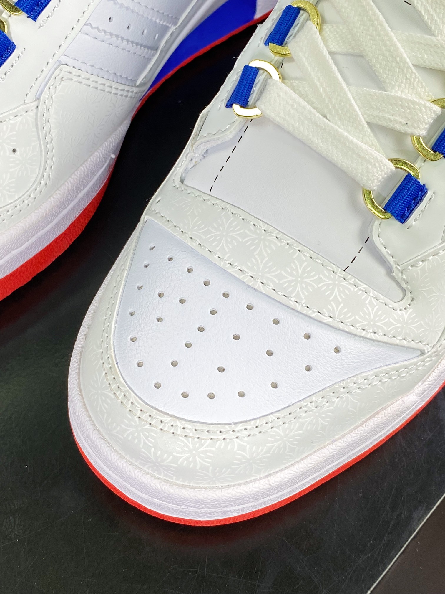 220 Superfly x Originals Forum 84 Lo”Adilicious”罗马系列HP2355