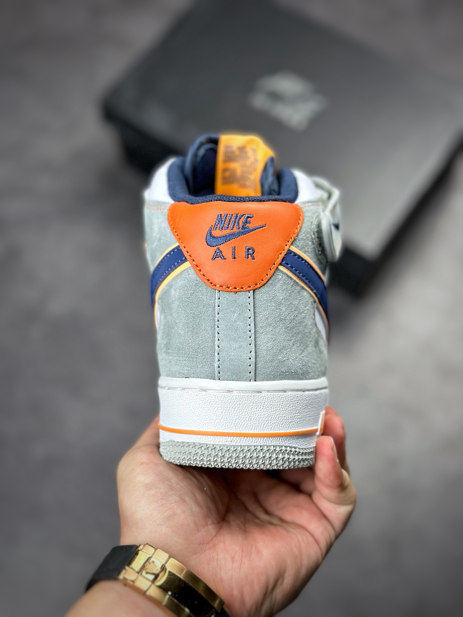 250 Nike Air Force 1 Mid 麂皮灰蓝橙 CQ5059-203