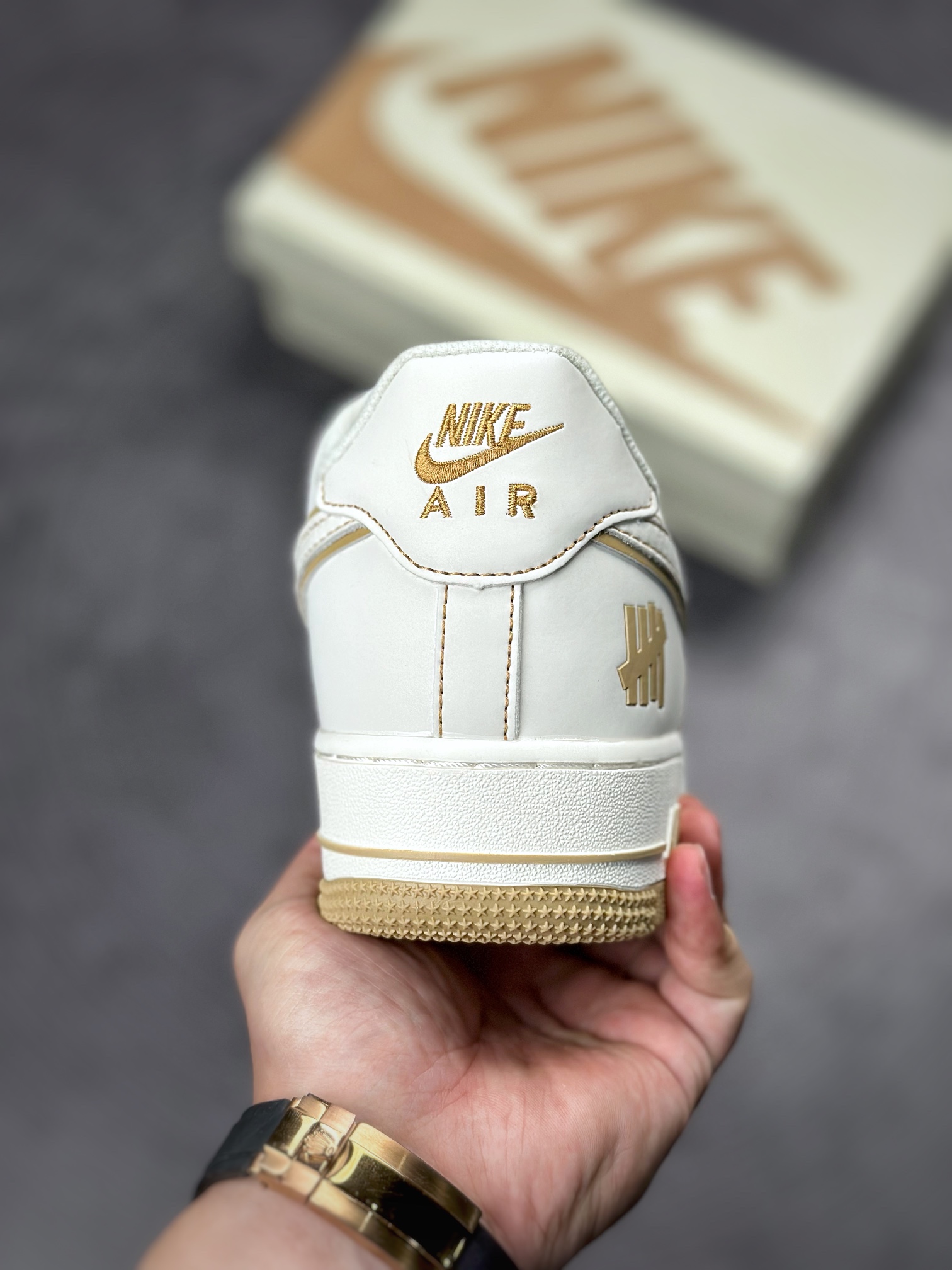 230 Nike Air Force 1 Low 07 米金签名涂鸦 UT2022-028