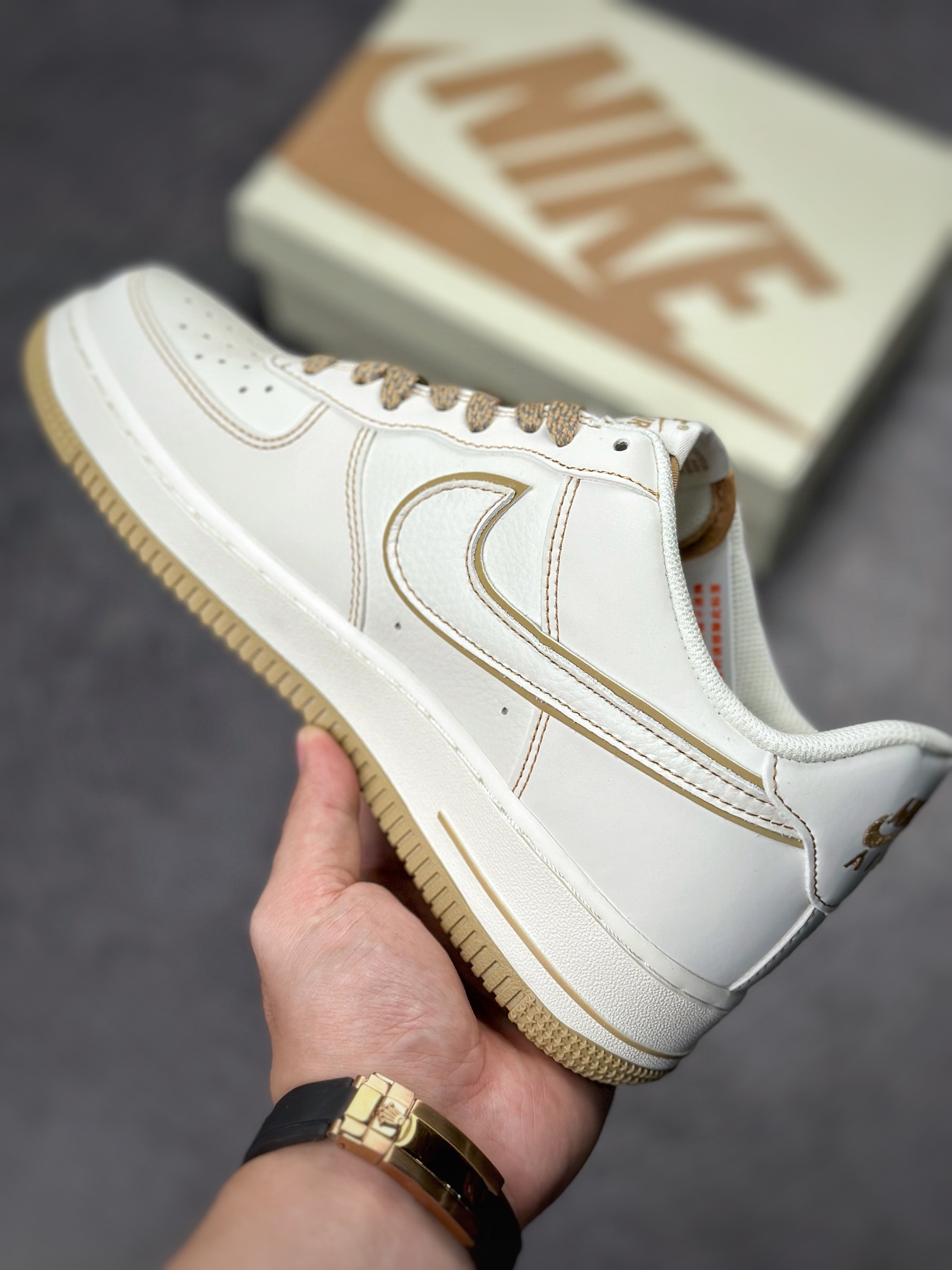 230 Nike Air Force 1 Low 07 米金签名涂鸦 UT2022-028