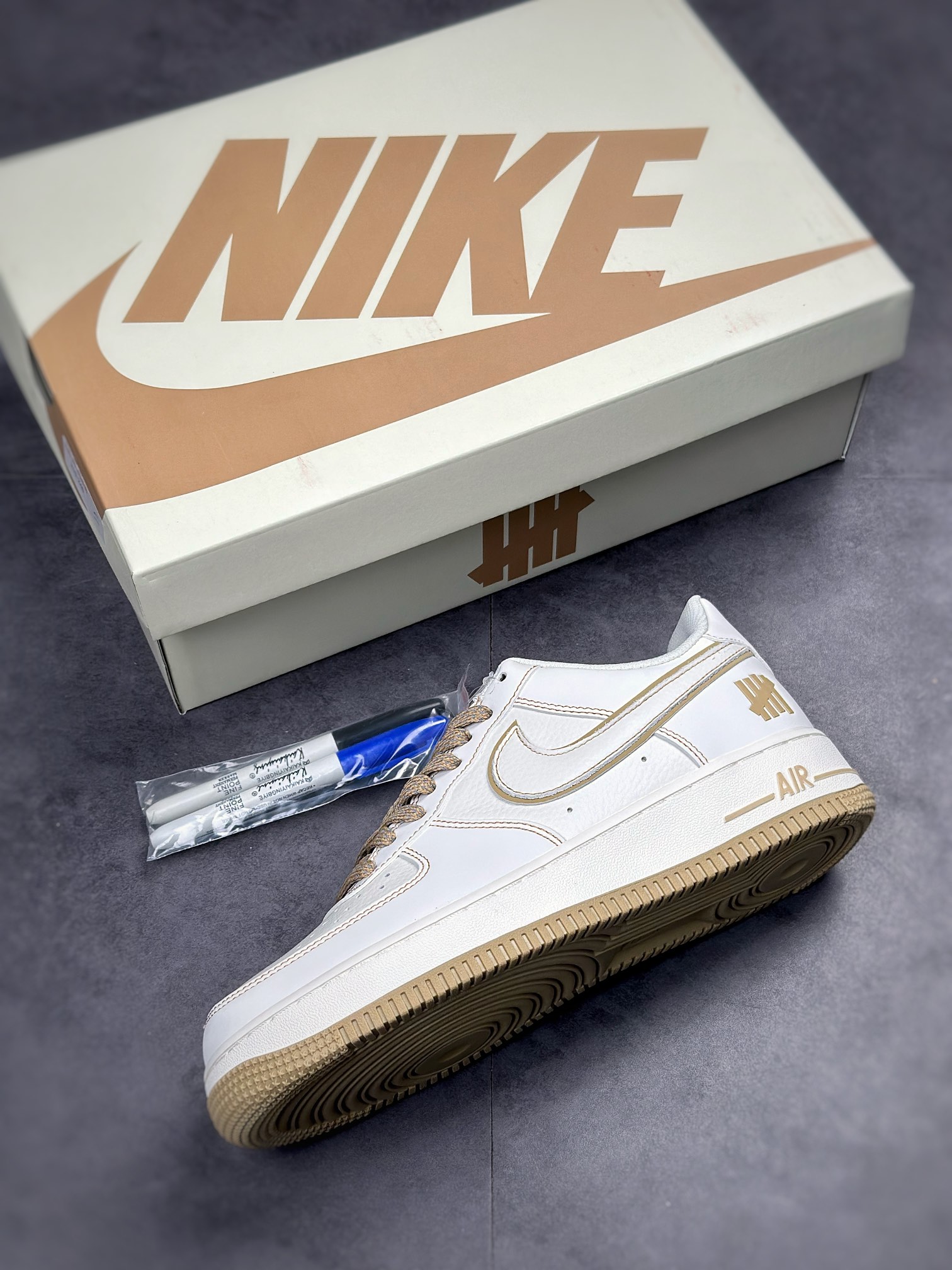 230 Nike Air Force 1 Low 07 米金签名涂鸦 UT2022-028