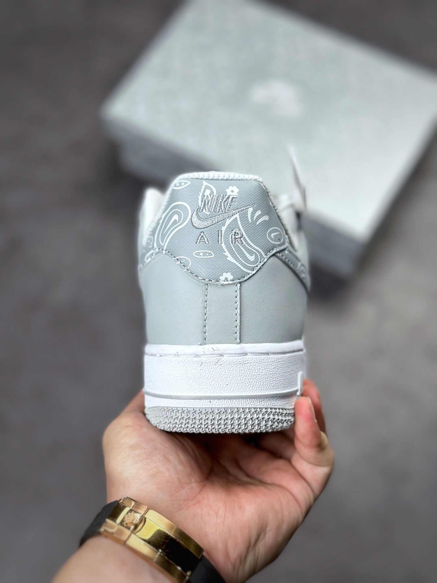 210 Nike Air Force 1 Low 07 灰白腰果花XM6321-736