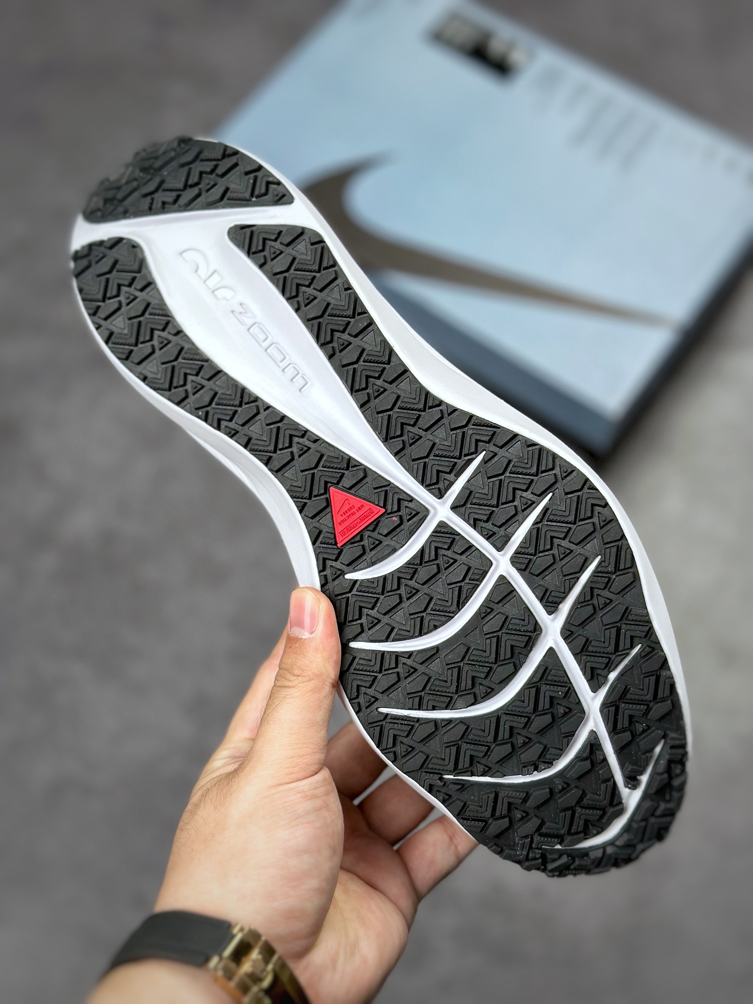 190  Nike Air Zoom Winflo 7 SHELD 网透面气训跑练步鞋 CU3870-403