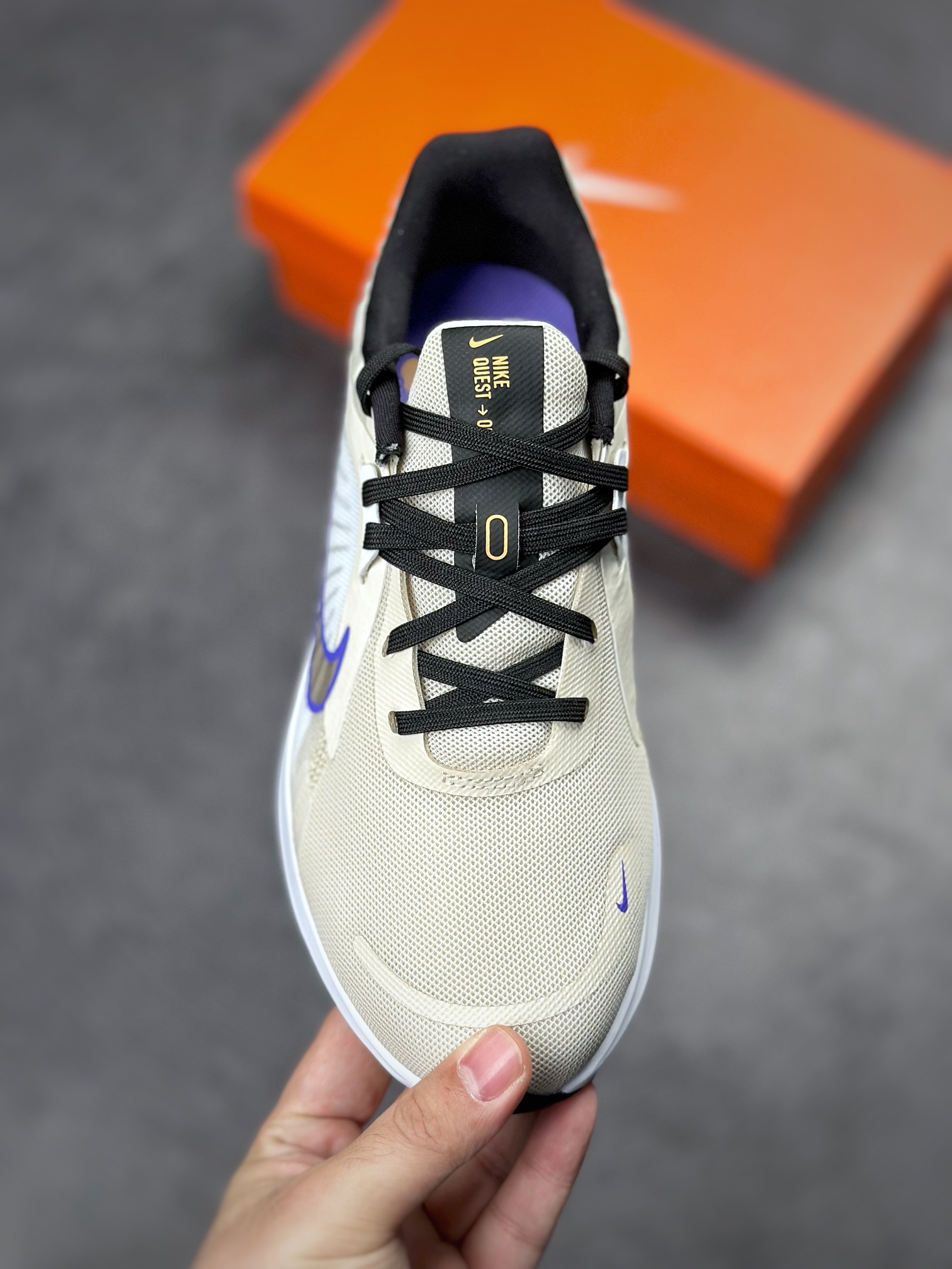 180 Nike Quest 5极速5代 网面透气 时尚休闲跑步鞋 DD9291-101
