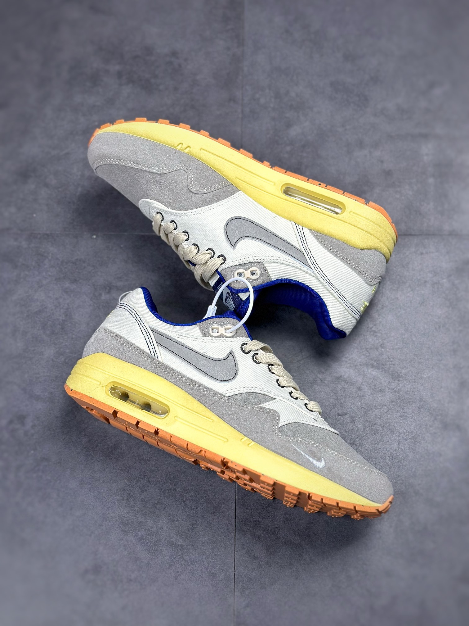 230 Nike Air Max 1 2022复刻 灰白帆布 复古休闲跑步鞋 DV3050-500