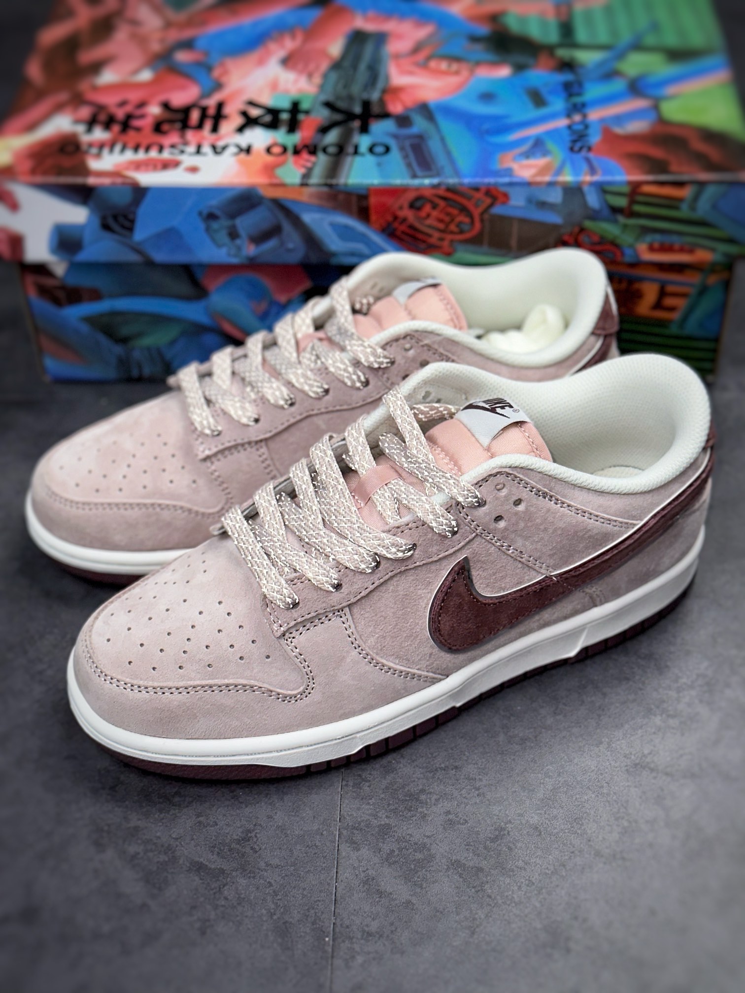 Otomo Katsuhiro x Nike SB Dunk Low ”Steamboy OST” Otomo Katsuhiro ST1391-206