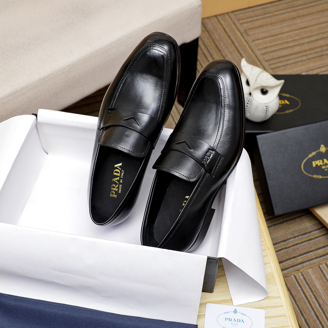 Prada Men's Leather Loafers - Classic Style, Comfortable Fit, Sizes 39-44 4 i1667970332 8459 2