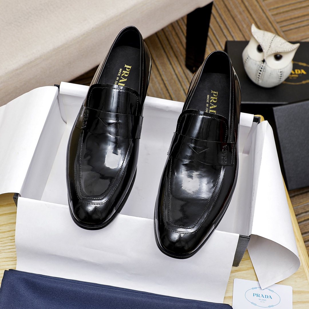 Prada Men's Leather Loafers - Classic Style, Durable & Comfortable Shoes 3 i1667970361 8368 1