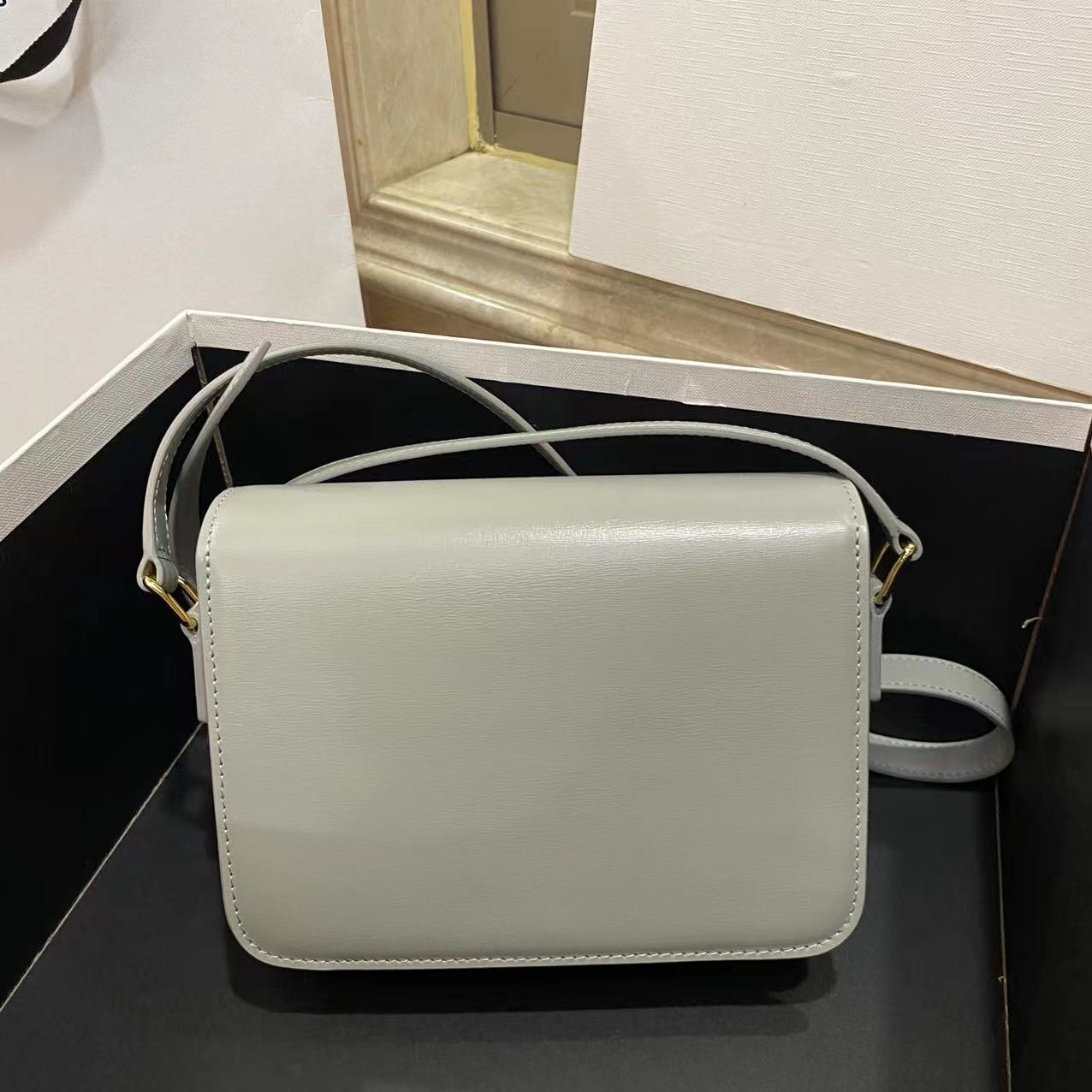 Celine Teen Triomphe Bag - Crossbody, Shoulder Bag - Gray Leather 5 a1668061464697 8157