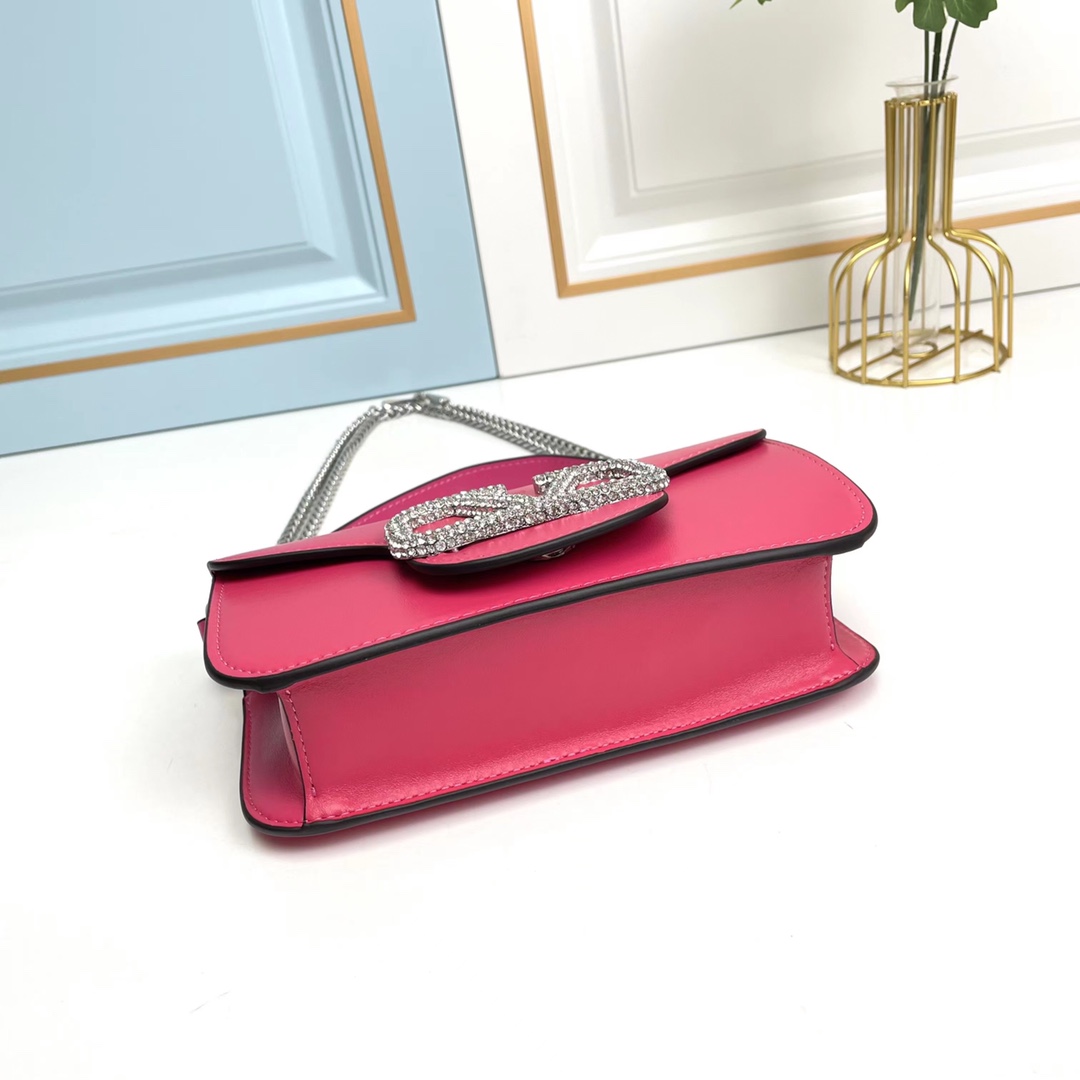 小号【配盒】 VALENTINO MINI LOCÒ仿水晶装饰手袋 -VLogo Signature施华洛世奇®仿水晶装 小号【配盒】 VALENTINO MINI LOCÒ仿水晶装饰手袋 -VLogo Signature施华洛世奇®仿水晶装