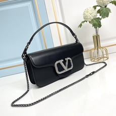 大号【配礼盒】🎁VALENTINO MINI LOCÒ仿水晶装饰手袋-VLogo Signature施华 大号【配礼盒】🎁VALENTINO MINI LOCÒ仿水晶装饰手袋-VLogo Signature施华