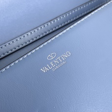 大号【配礼盒】🎁VALENTINO MINI LOCÒ仿水晶装饰手袋-VLogo Signature施华 大号【配礼盒】🎁VALENTINO MINI LOCÒ仿水晶装饰手袋-VLogo Signature施华
