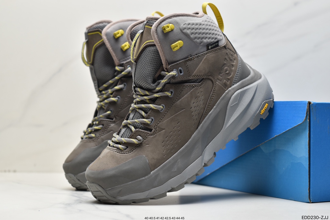 The mountain brand Hoka One One became popular because of its joint project with Engineered Garments 1112030-DOTN