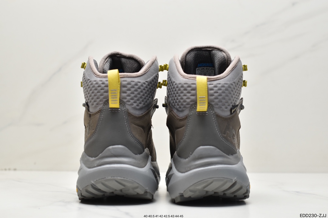 The mountain brand Hoka One One became popular because of its joint project with Engineered Garments 1112030-DOTN