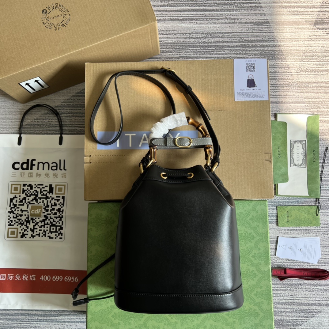 配全套专柜绿色包装️OPhidia系列GG水桶包这款OPhidia系列水桶肩背包承袭历久弥坚的设计采用从