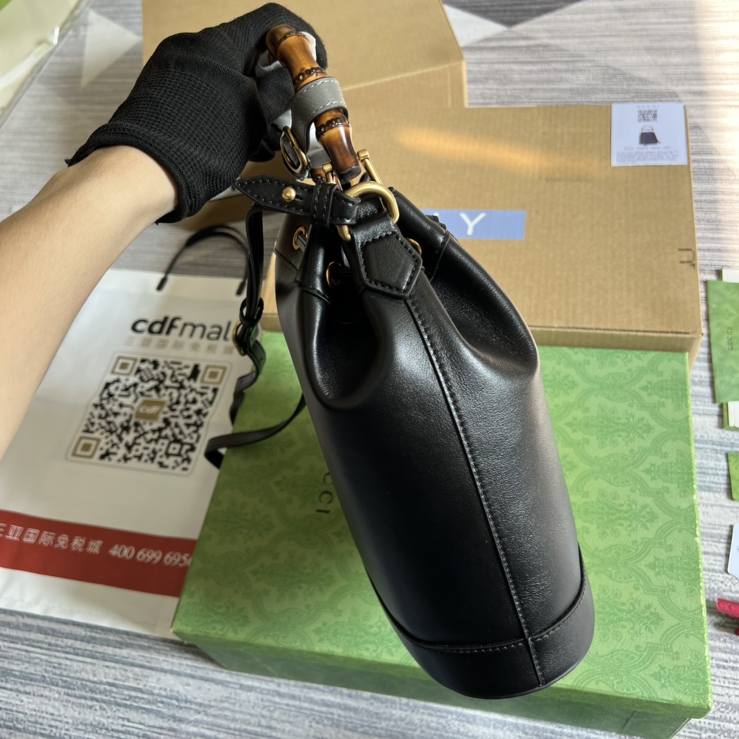 配全套专柜绿色包装️OPhidia系列GG水桶包这款OPhidia系列水桶肩背包承袭历久弥坚的设计采用从