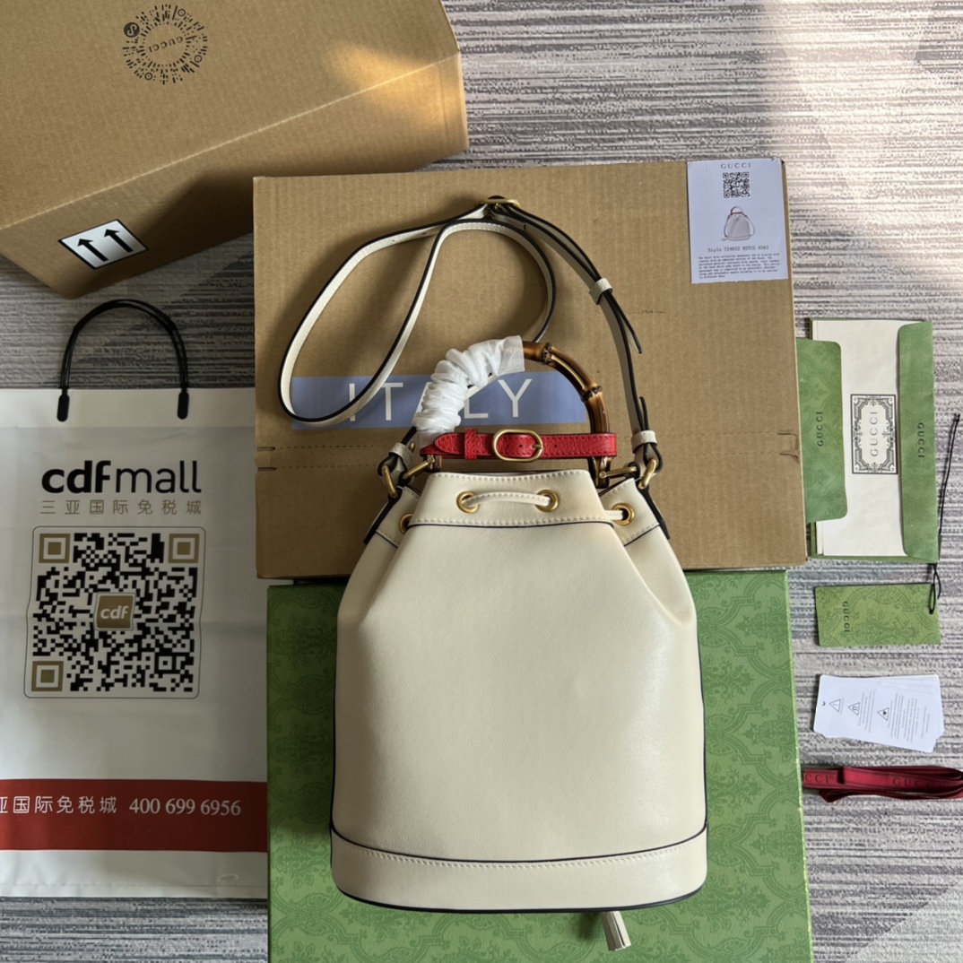配全套专柜绿色包装️OPhidia系列GG水桶包这款OPhidia系列水桶肩背包承袭历久弥坚的设计采用从