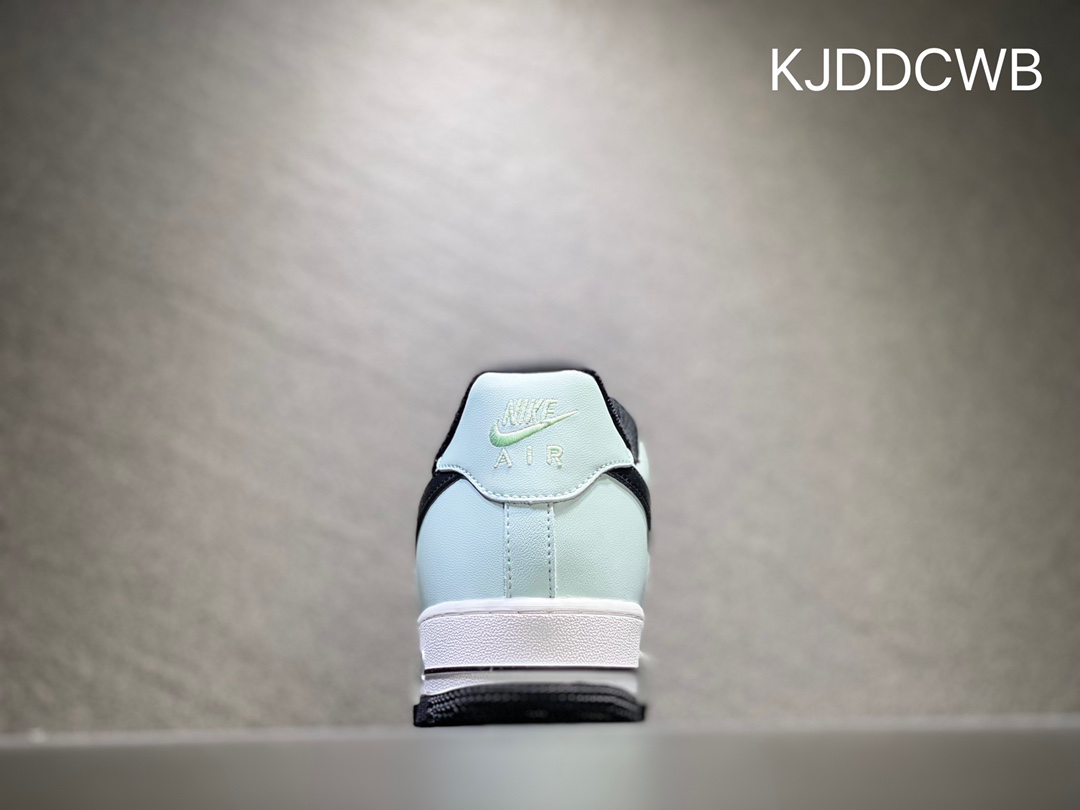 240 Nike Air Force 1 空军一号 官方同步 GY5696-779