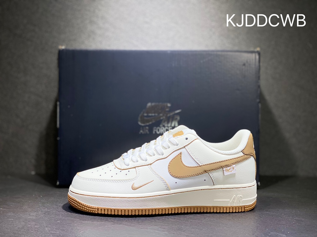 240 Nike Air Force 1 空军一号 FB6836-666