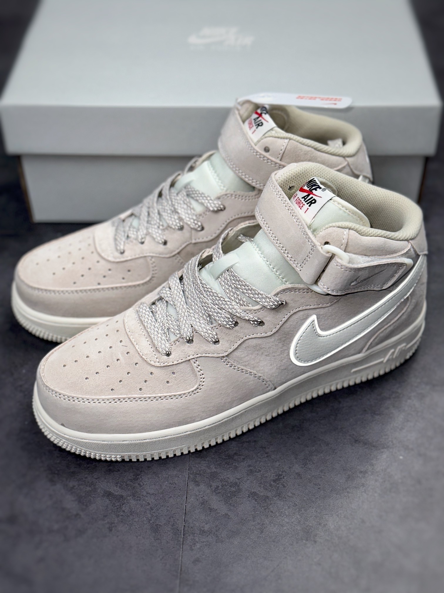 Nike Air Force 1 Mid Gray Reflective AA1118-005