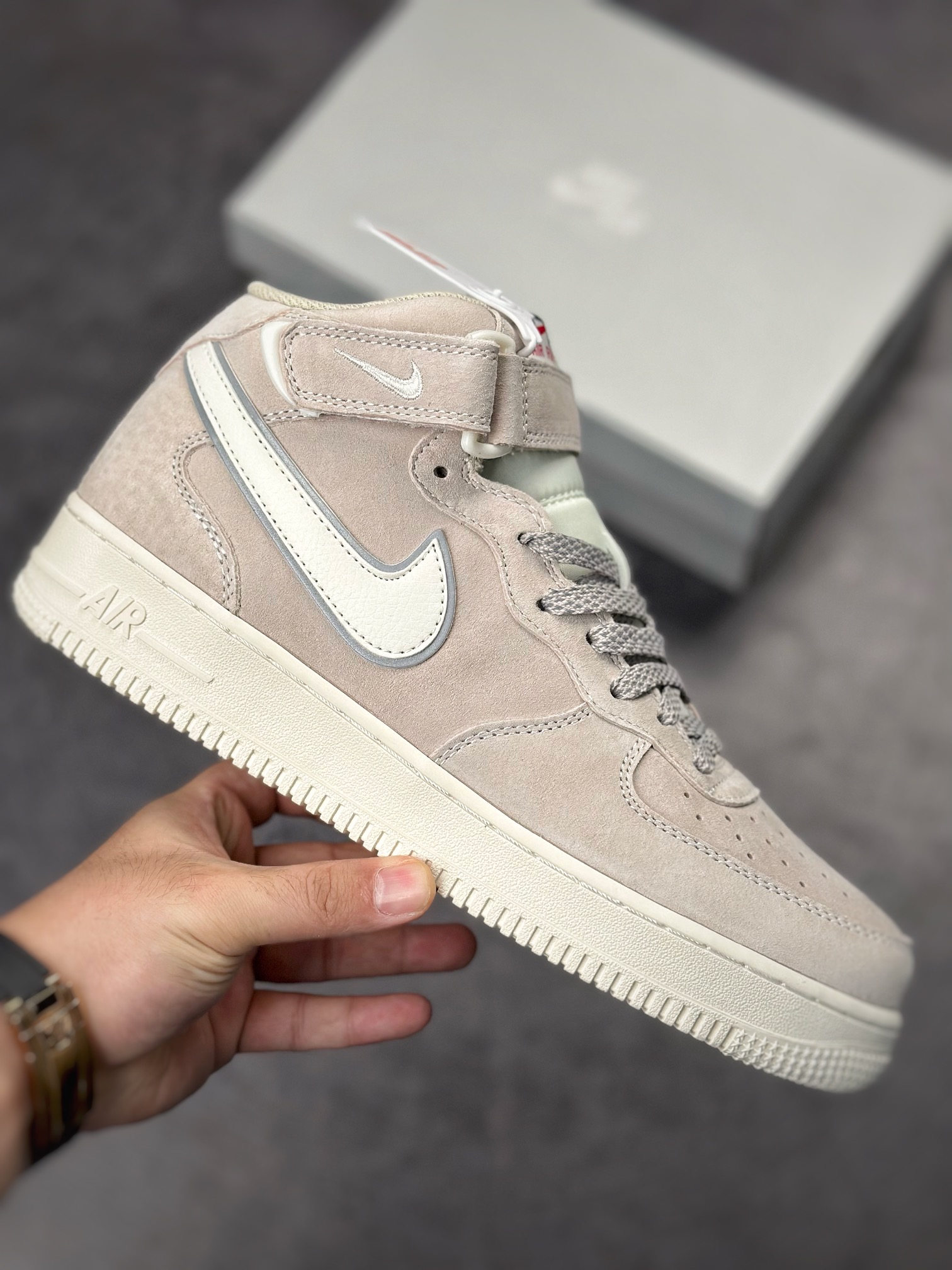 Nike Air Force 1 Mid Gray Reflective AA1118-005