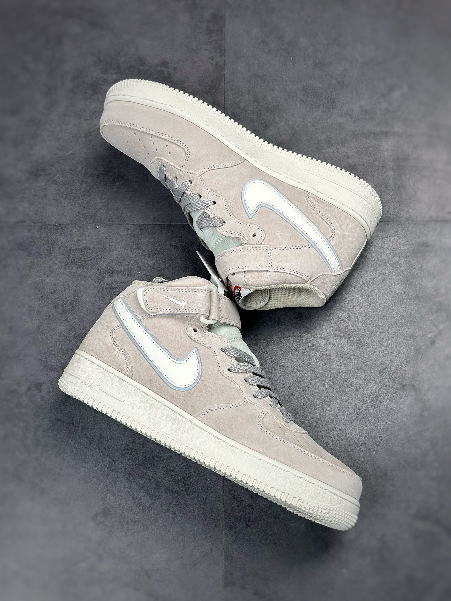 Nike Air Force 1 Mid Gray Reflective AA1118-005