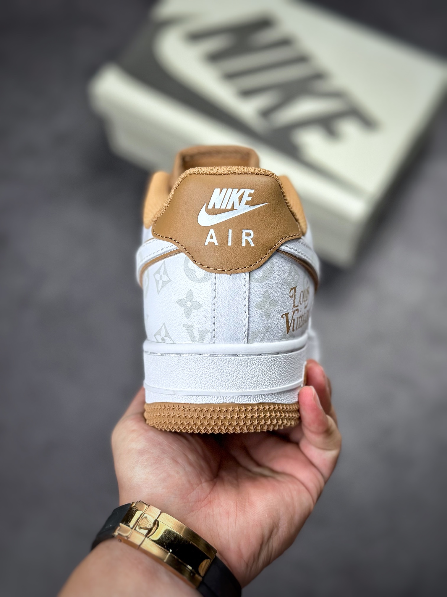 250 Nike Air Force 1 Low 07 LV联名DR9868-300
