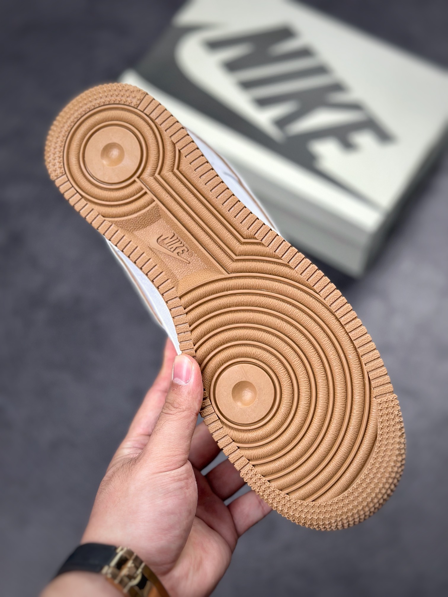 250 Nike Air Force 1 Low 07 LV联名DR9868-300