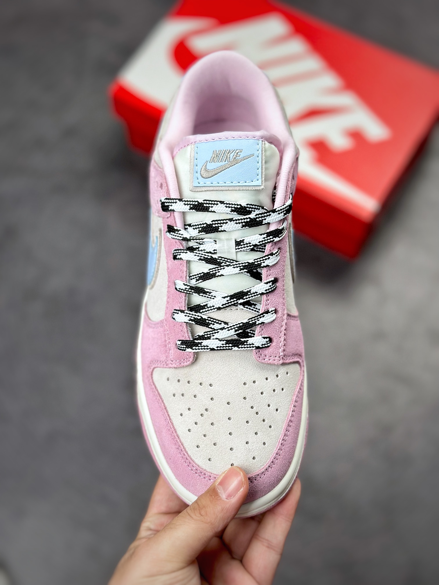 280 Nike SB Dunk Low 蓝粉少女DO7412-901