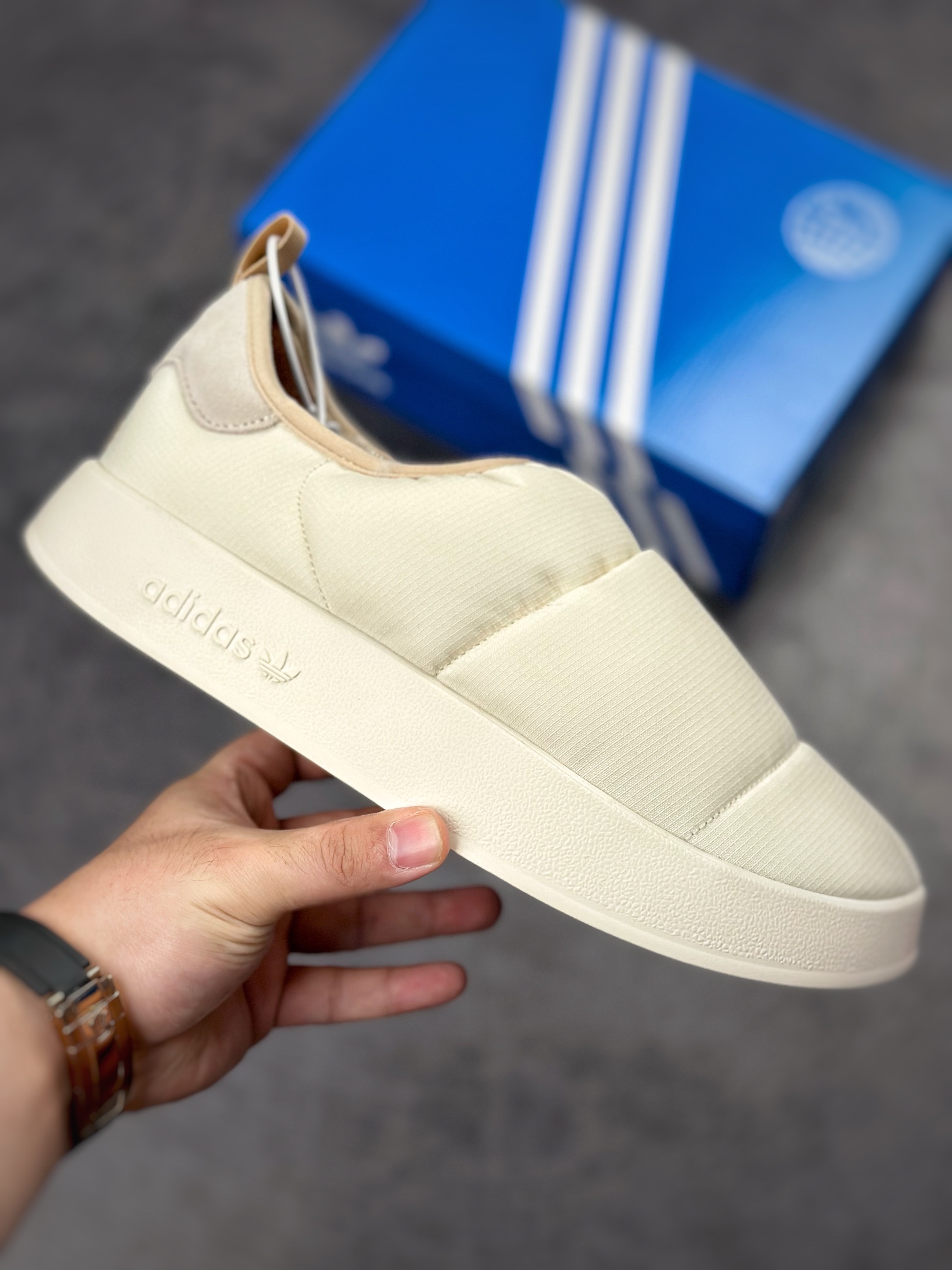 Adidas Coachella Scuba ADLT Low to help the latest masterpiece HR1481