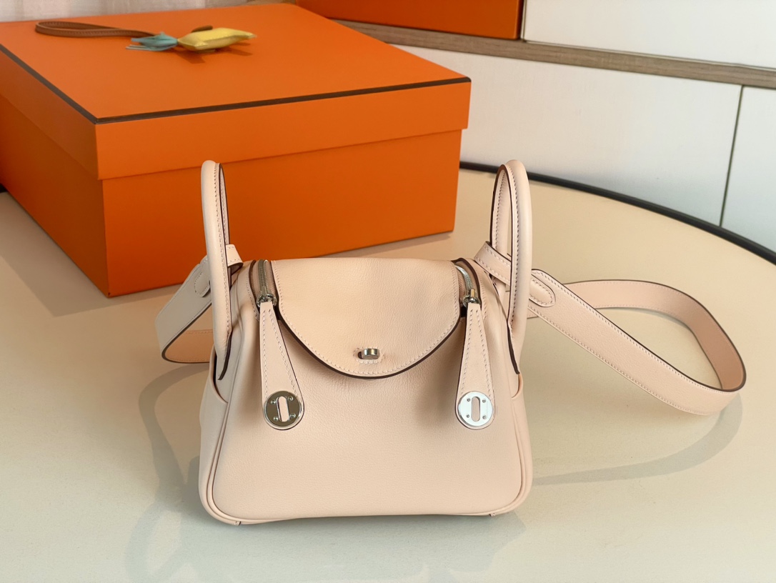 Hermes Lindy Crossbody & Shoulder Bags Pink Silver Hardware Mini