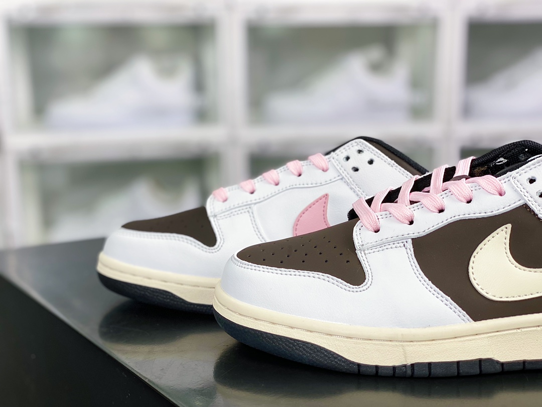 300 SB Dunk Low”Valentine’s Day”扣篮系列低帮板鞋DR9705-100