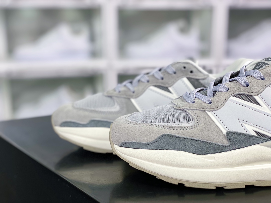 NB M5740 series retro daddy style casual sports jogging shoes ”Color Matching Yuanzu Gray Soot” M5740PSG