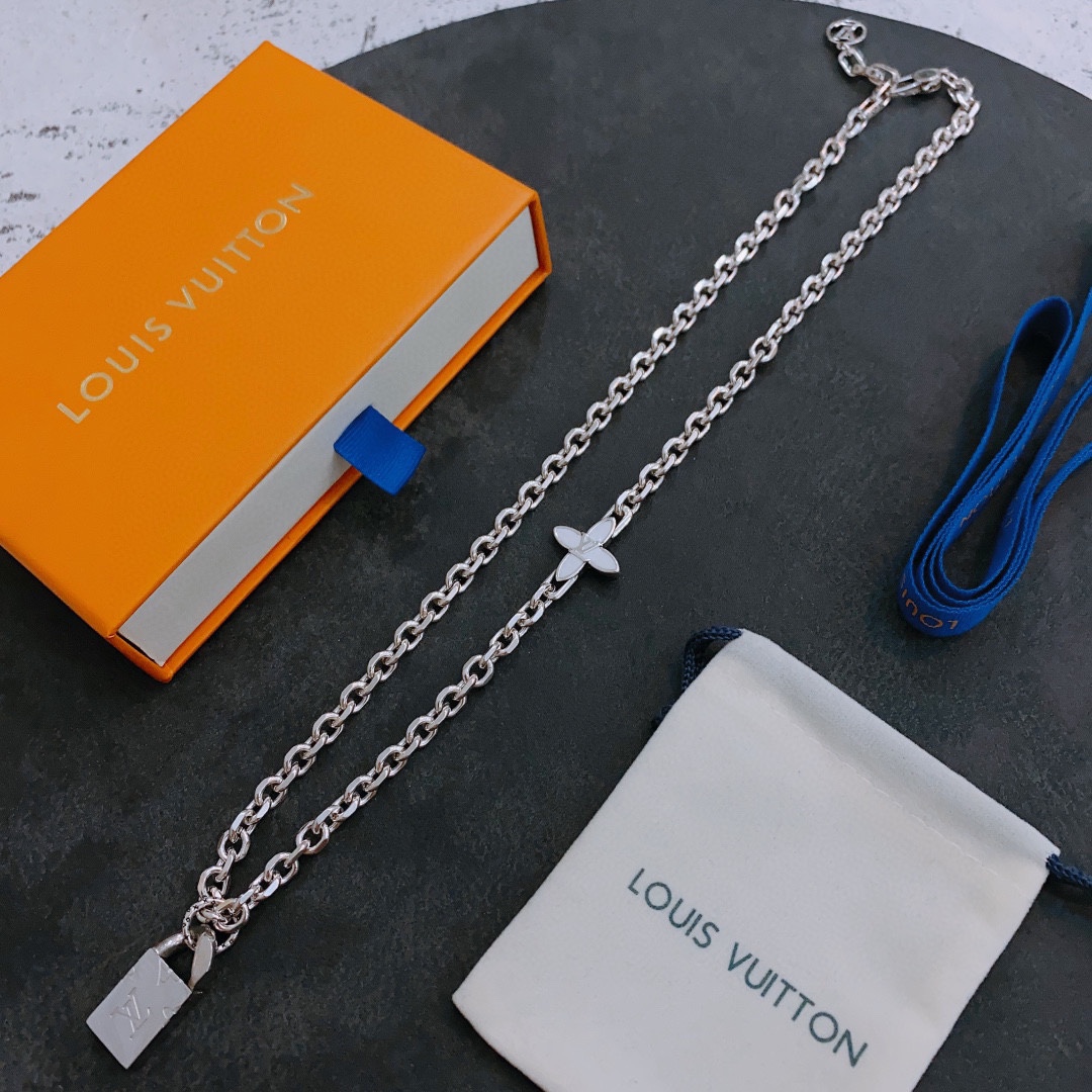 Replica Best
 Louis Vuitton Jewelry Necklaces & Pendants Unisex Vintage Chains