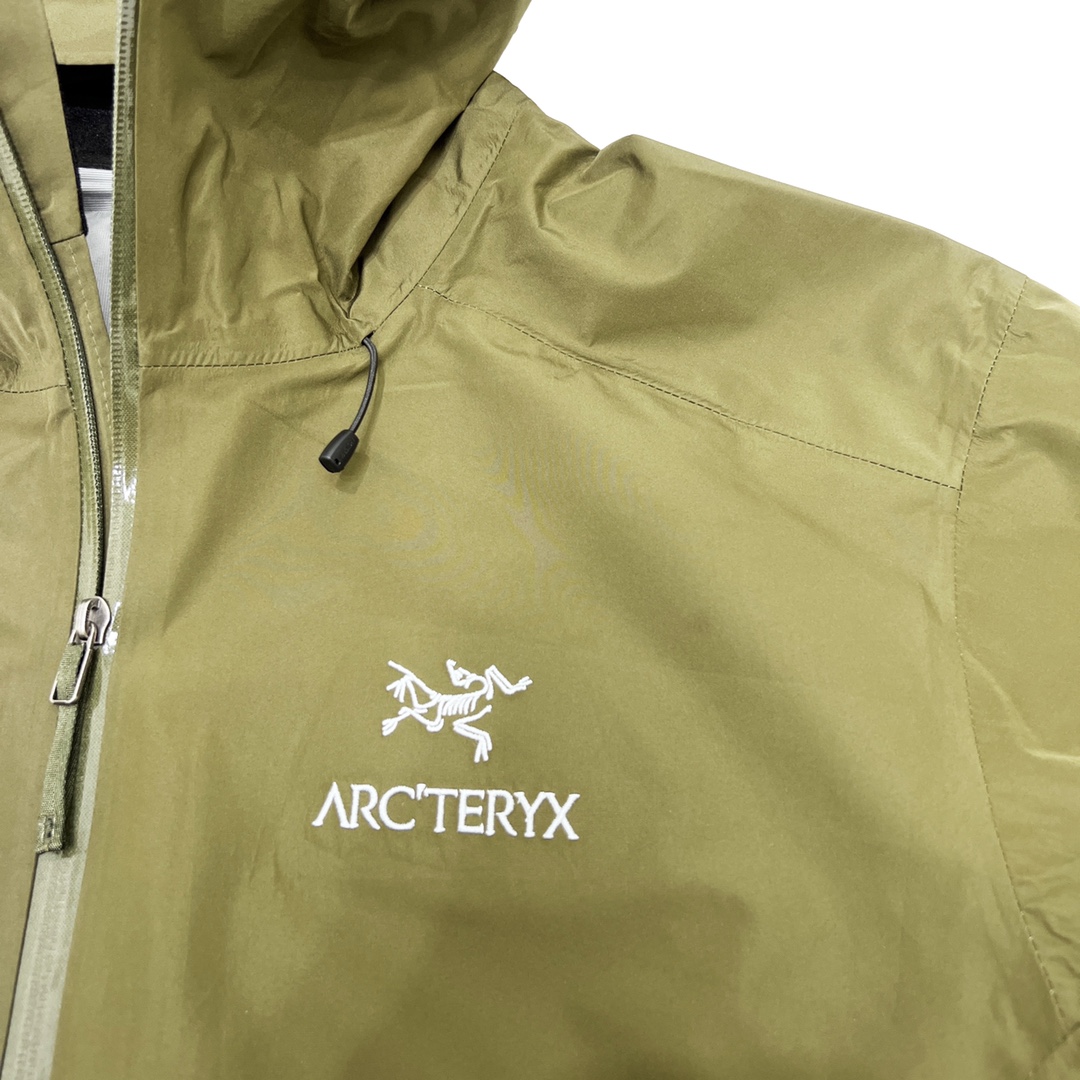 400 ARC‘TERYX/始祖鸟 beta LT系列冲锋衣