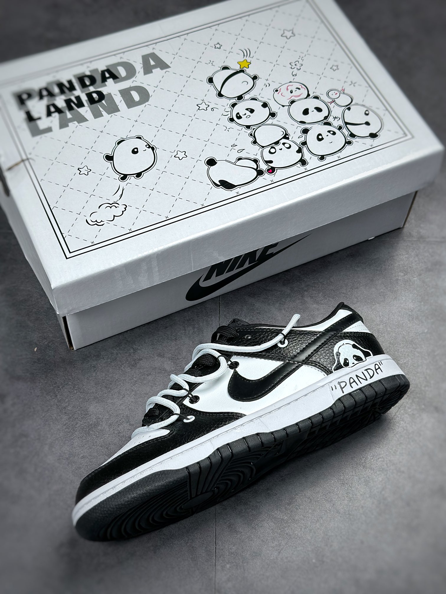 190 NIKE SB Dunk Low 黑白熊猫绑带DD1391-100