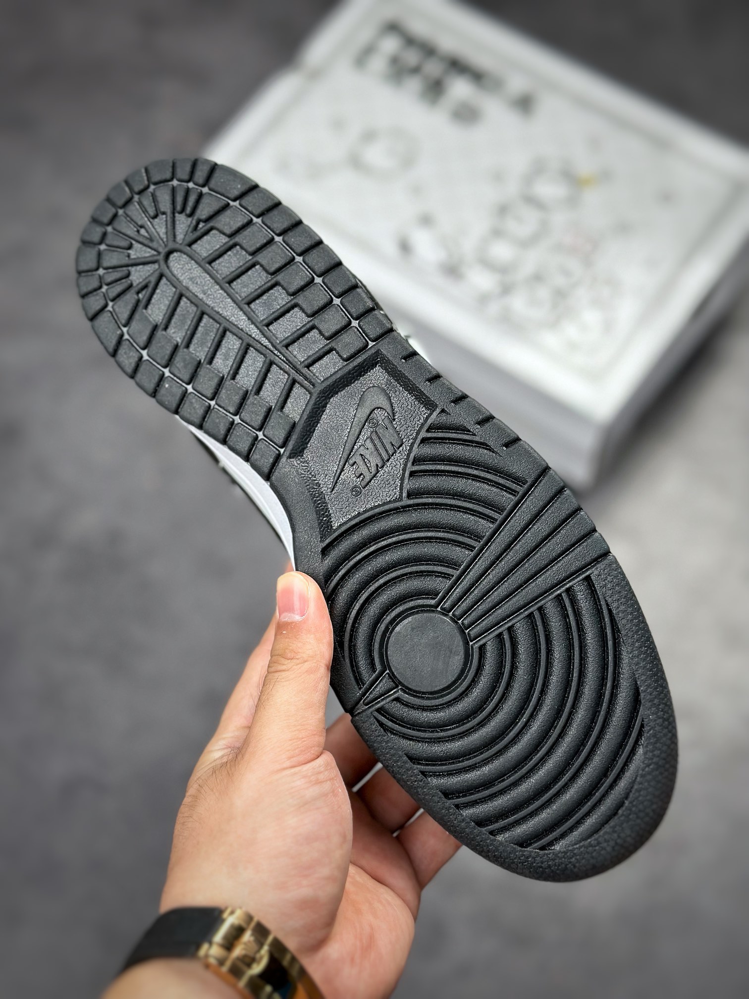 190 NIKE SB Dunk Low 黑白熊猫绑带DD1391-100
