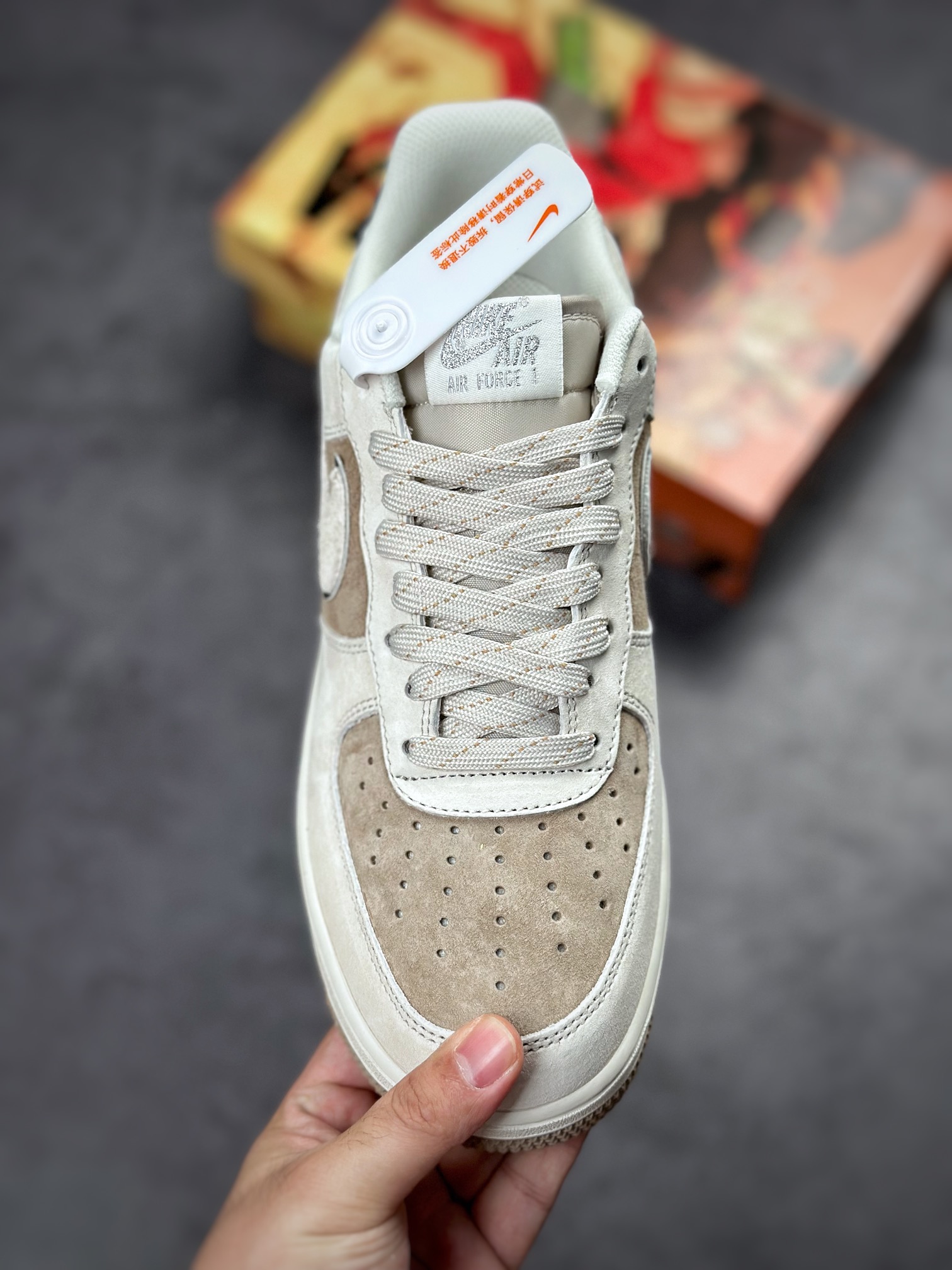 250 Nike Air Force 1 Low 07 大友克洋麂皮卡其灰 DQ3966-183