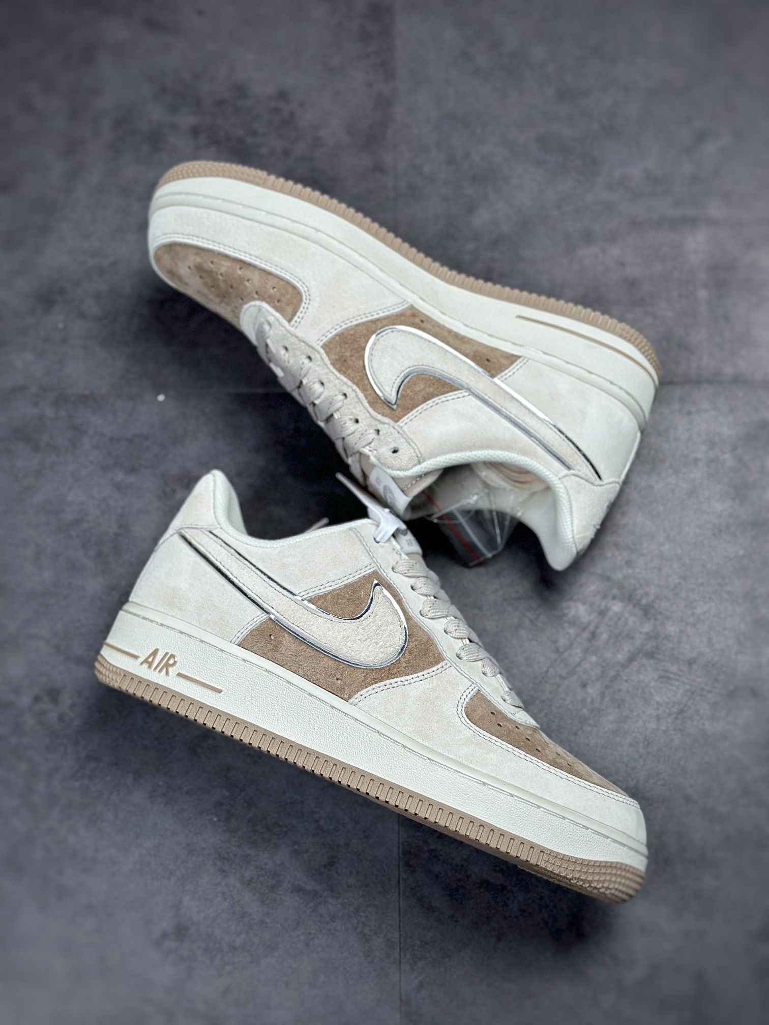 250 Nike Air Force 1 Low 07 大友克洋麂皮卡其灰 DQ3966-183
