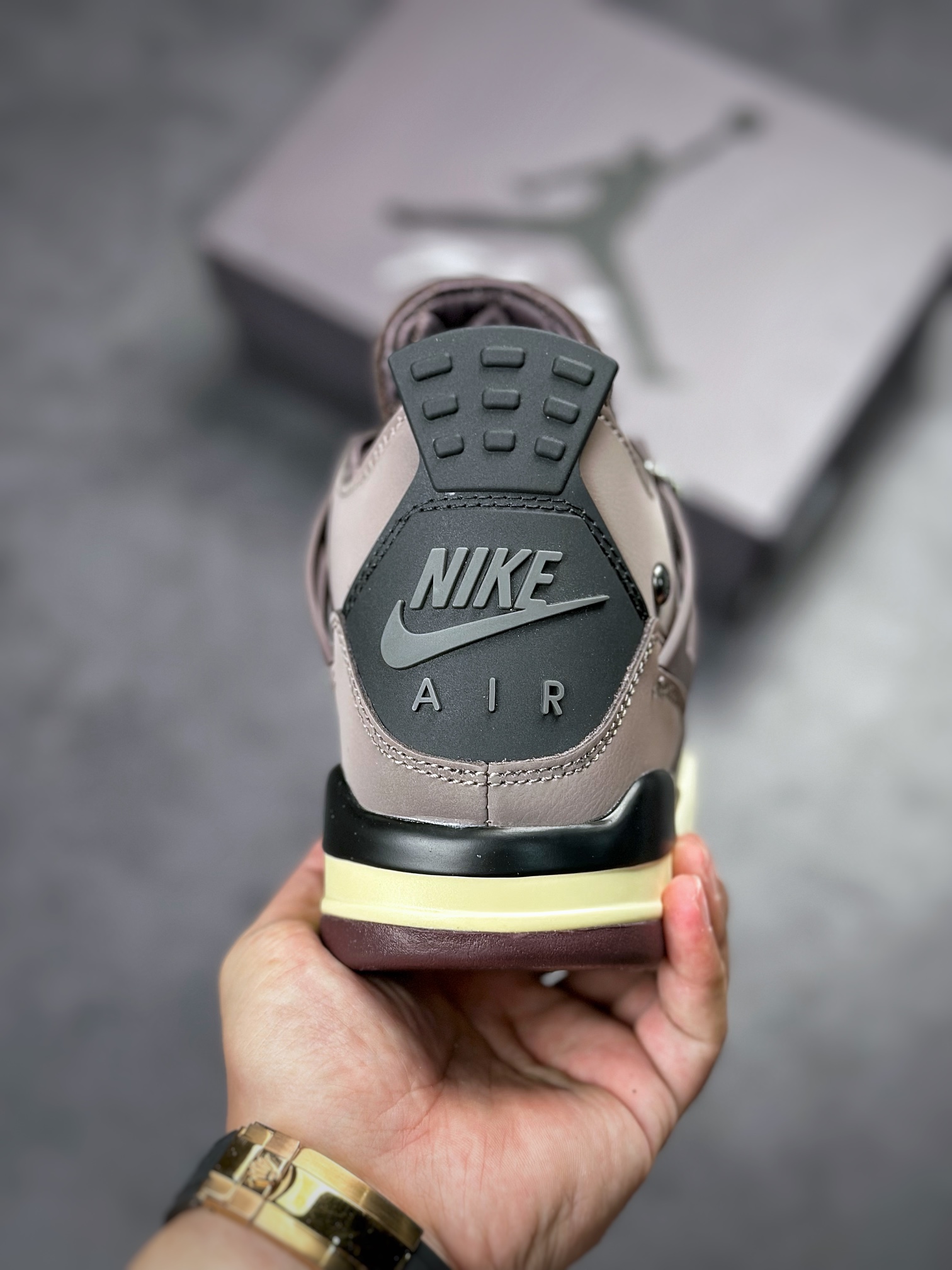 300 Air Jordan 4 Retro 乔丹四代”Violet Ore” 复刻酒红色 DV6773-220